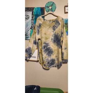 Sweater long oversized chicsoul.com tie dye earth tones green tunic legging fall